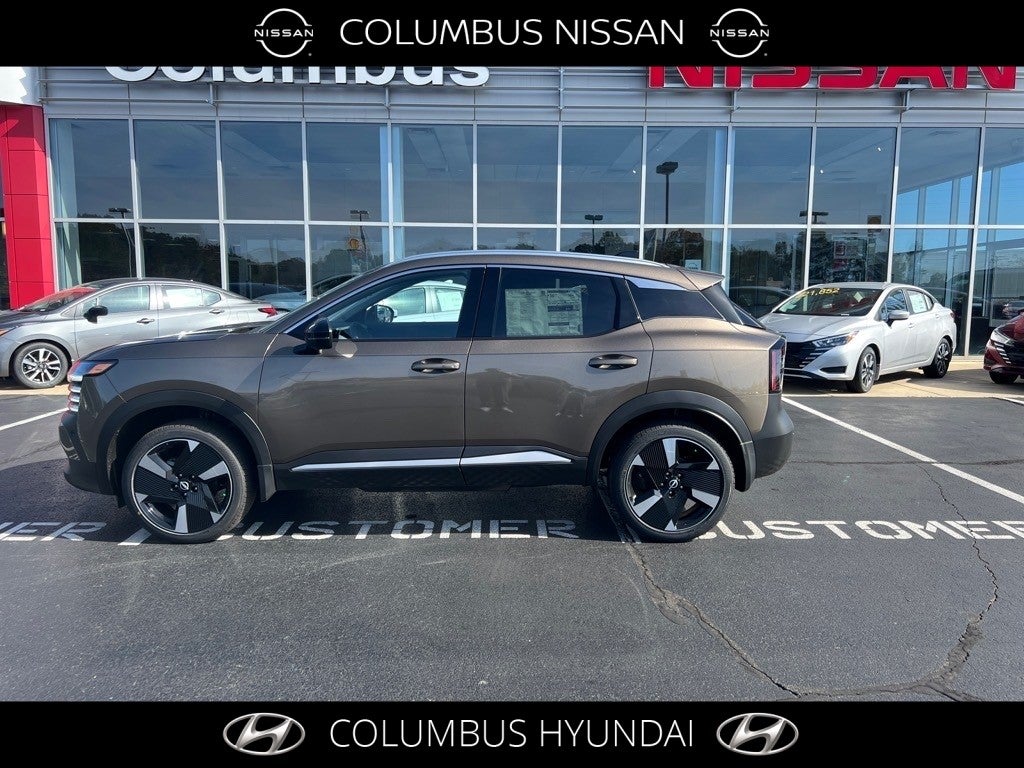 2026 Nissan Kicks SR in Tan — front three-quarter view